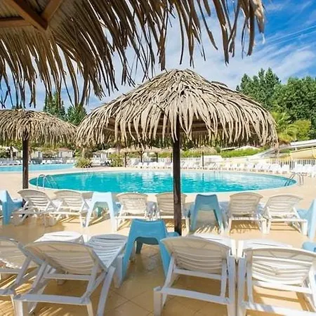Mobile Exotique De 40 M2 * Frejus